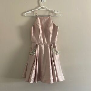 Blondie nights short pink formal dress with pockets 1